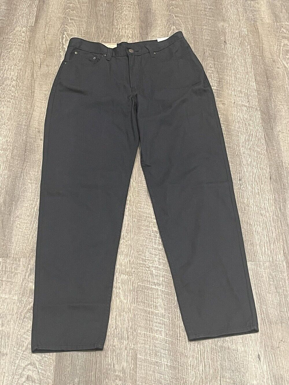 Levi’s High Waisted Mom Jeans Size 29 X 30 Black A35061821 NWT $69.50